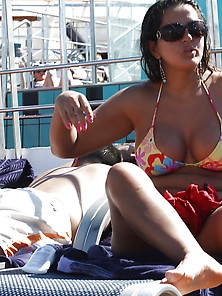 More Babes On The Boat