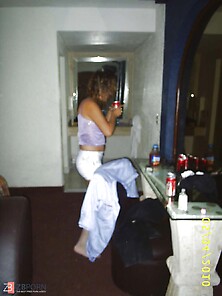 Eunice Sarahi Requejo Bebiendo En El Motel