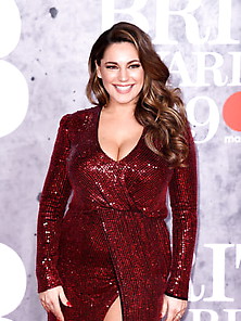 Kelly's Awesome Boobage At The Brits '19