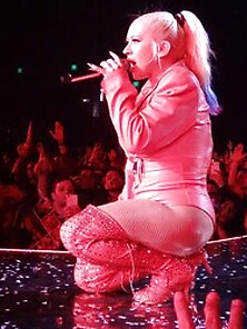Christina Aguilera Erotic