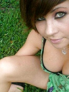 Picture Collection Of Gorgeous Emo Chicks