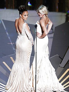Jennifer Lopez And Cameron Diaz Butts Duel