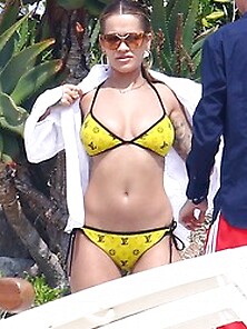 Rita Ora's Okay Ish Body In Bikini