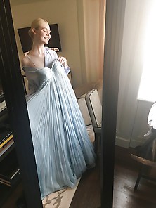 Elle Fanning Bts (Sm) Getting Ready For The Met Gala 5-1-17