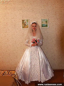 Russian Teen Bride Does Horny Posing
